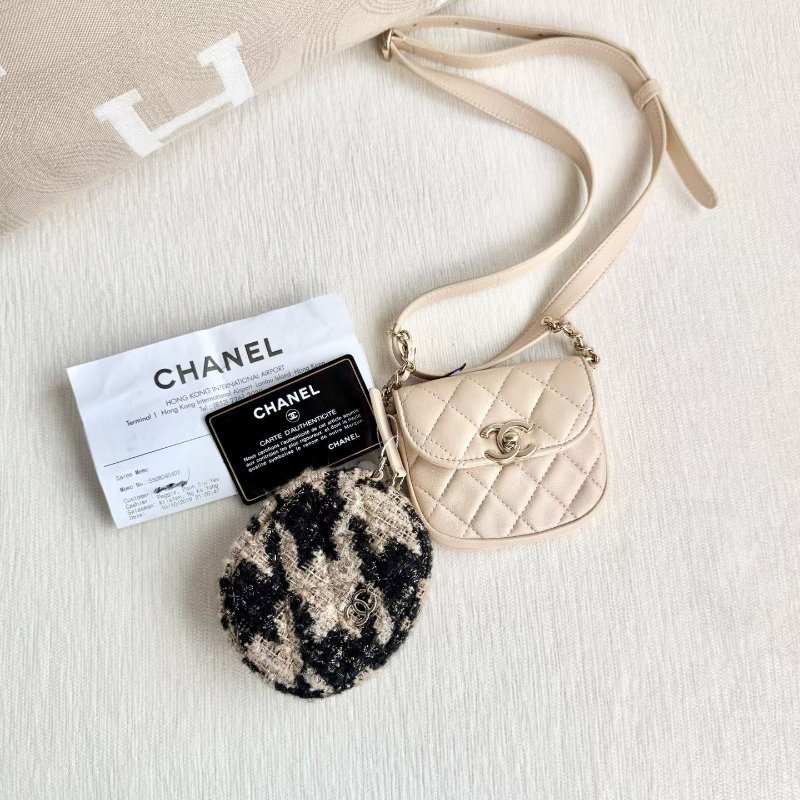 Chanel 毛呢雙子星腰包 奶茶色金扣 羊皮10*9*2 99新配件塵袋購證保卡-6