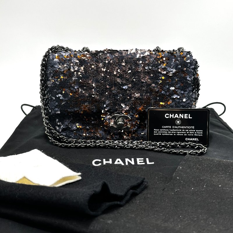 CHANEL 亮片CF大mini肩背斜背包20*13*5 99新配件塵袋 保卡-1