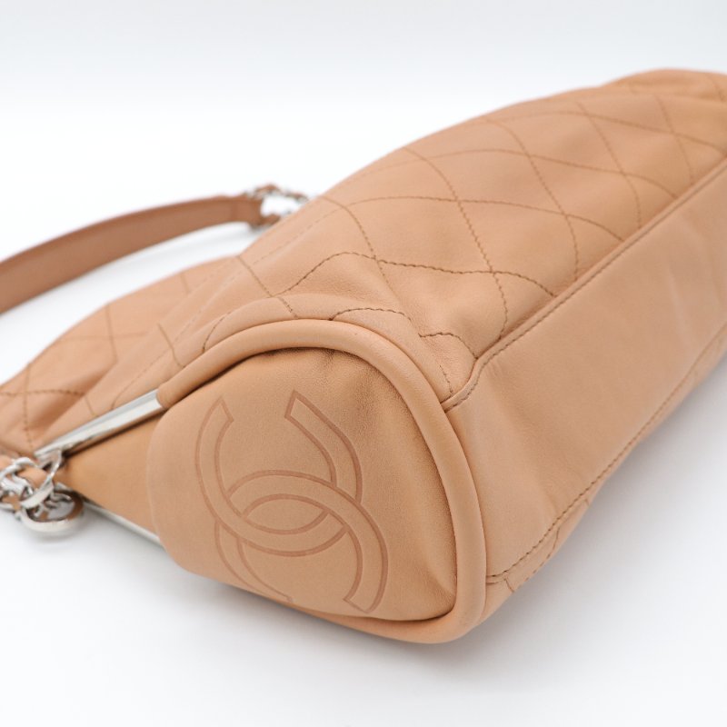 Chanel香奈兒 菱格紋 肩背包 銀色 Ultimate Soft Hobo 羊皮-6