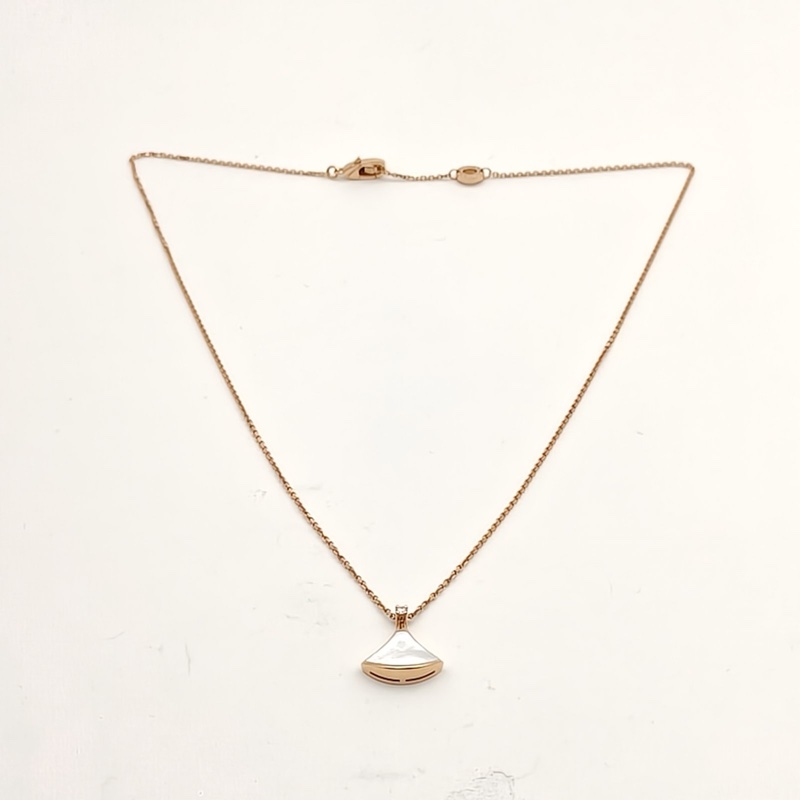 BVLGARI DIVASDREAM白母貝小扇子項鏈18K玫瑰金/鑽石/白貝母-4