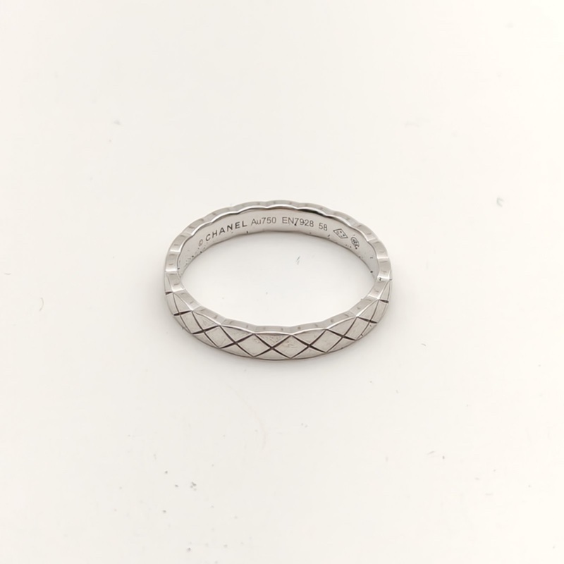 CHANEL CocoCrush窄版菱格戒指18K白金58-2