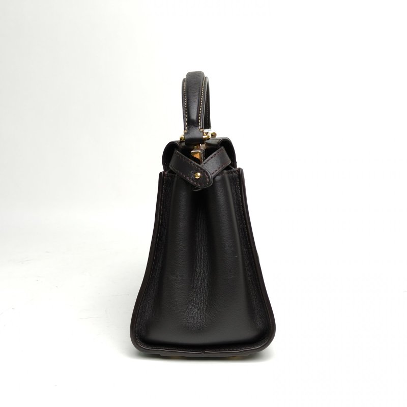 FENDI PEEKABOOMini23黑色牛皮金扣肩背包-3