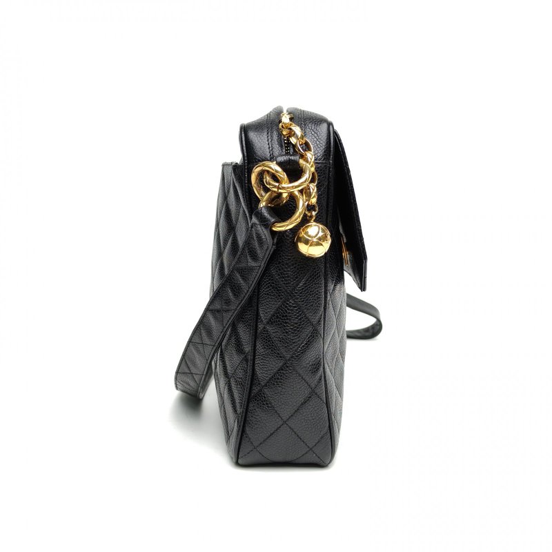 CHANEL 黑色荔枝牛皮2開金扣中古雕花鏈金球相機包肩背包-3