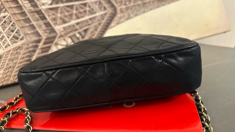 💗MYMluxurybag💗 Chanel 22.5cm 全皮相機袋 肩背袋 斜背袋-11