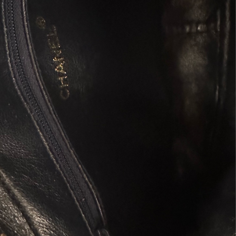 💗MYMluxurybag💗 Chanel 22.5cm 全皮相機袋 肩背袋 斜背袋-35