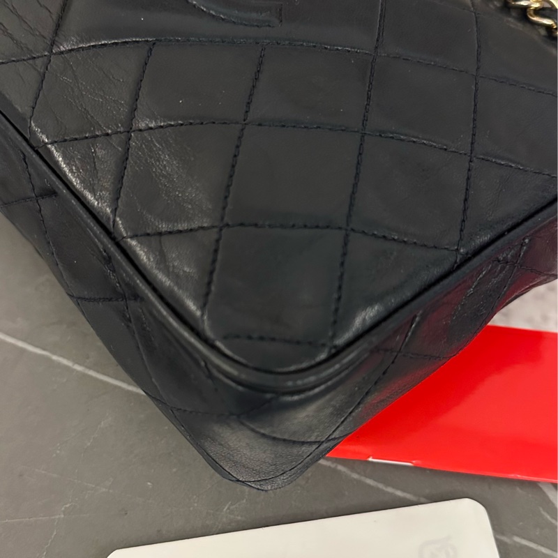 💗MYMluxurybag💗 Chanel 22.5cm 全皮相機袋 肩背袋 斜背袋-46