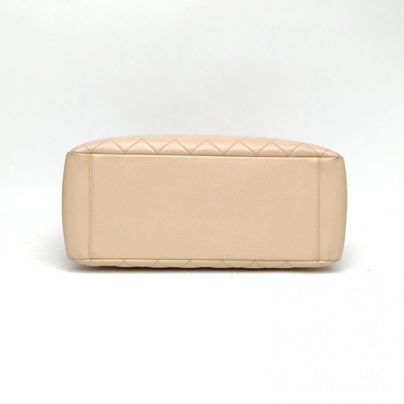 CHANEL GST購物袋小號33奶茶色荔枝牛皮14開金扣肩背包-4