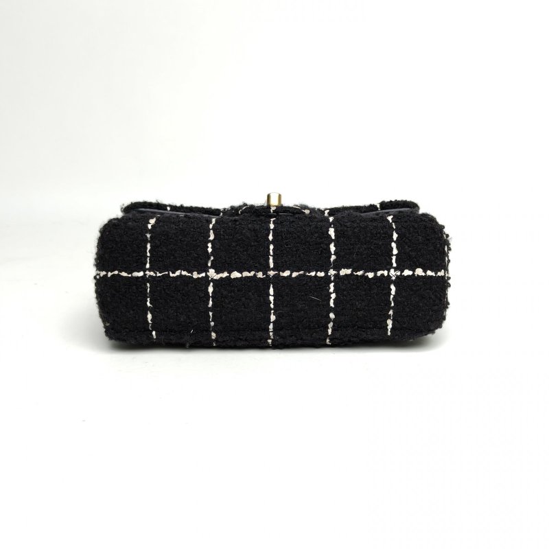 CHANEL CF口蓋包新款硬底大Mini黑色毛呢晶片金球調節扣肩背包-4