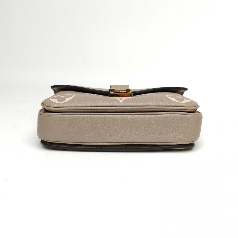 LOUIS VUITTON MetisPochetteEastWest橫版郵差包大象灰牛皮金扣晶片肩背包-4