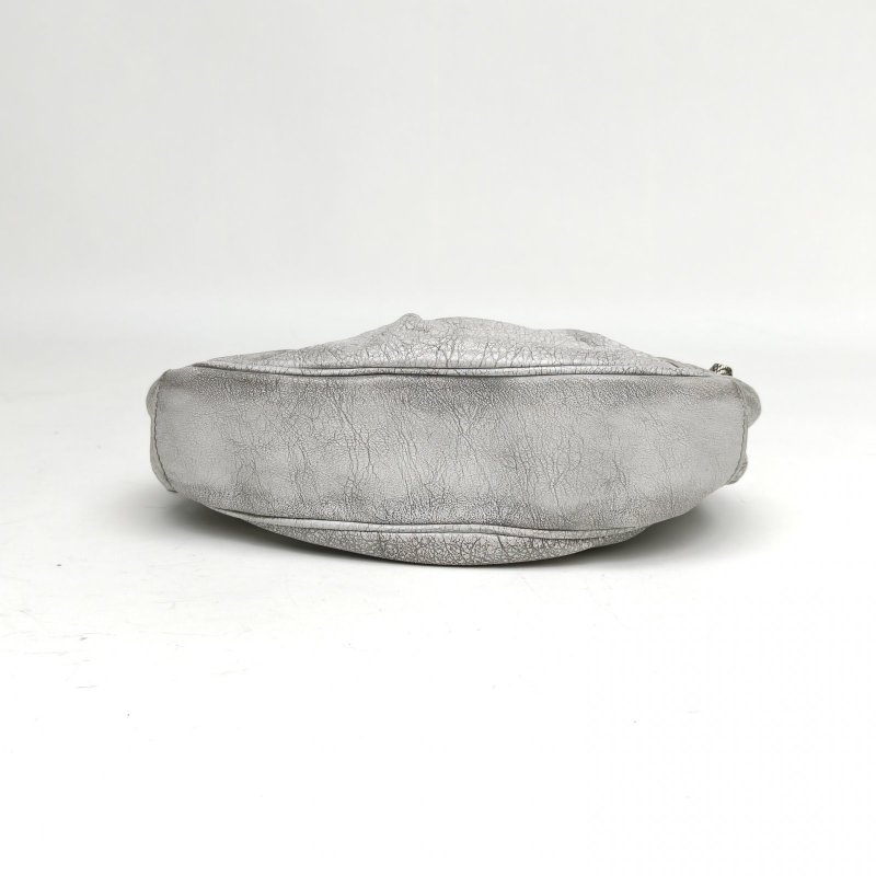 BALENCIAGA LeCagole機車月牙包xs白色羊皮肩背包-4