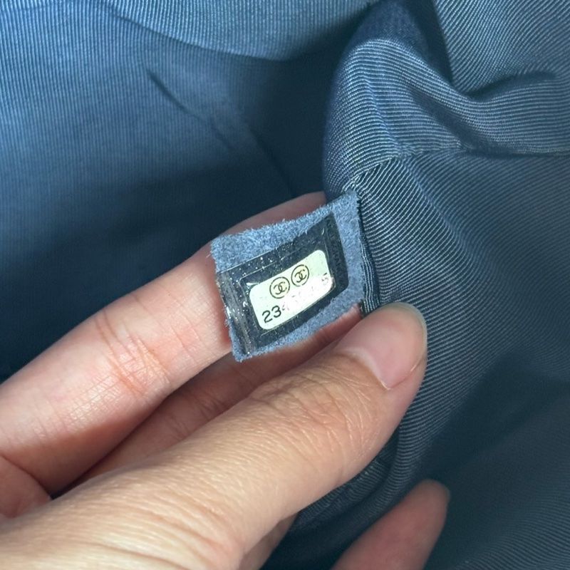 Chanel 23開 菱格羊皮肩背托特-13