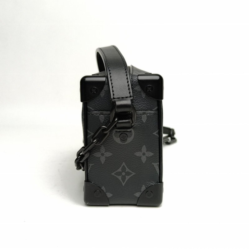 LOUIS VUITTON SoftTrunk軟盒子包迷你18.5黑色PVC晶片老花肩背包-1