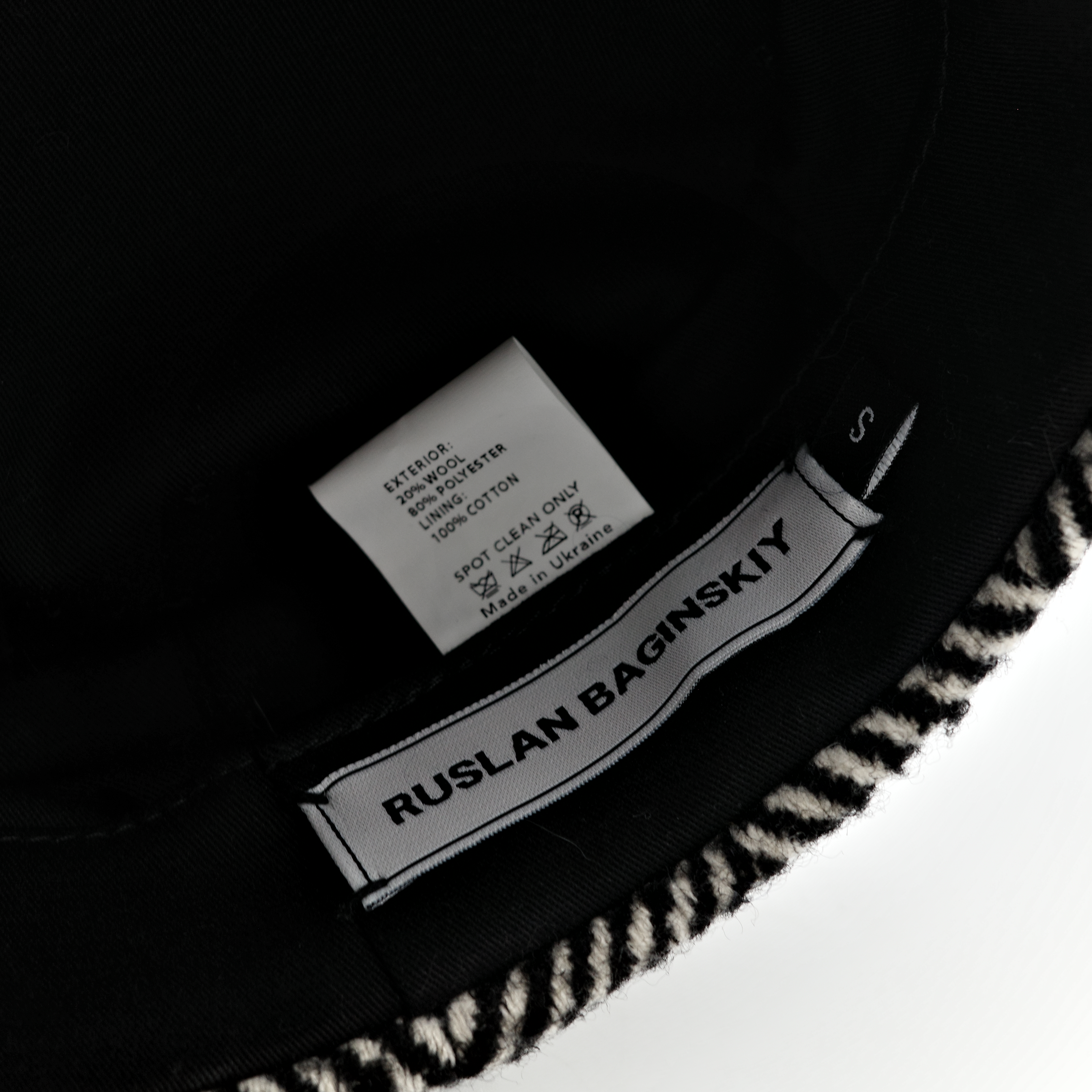 Ruslan Baginskiy 黑白 報童帽-2