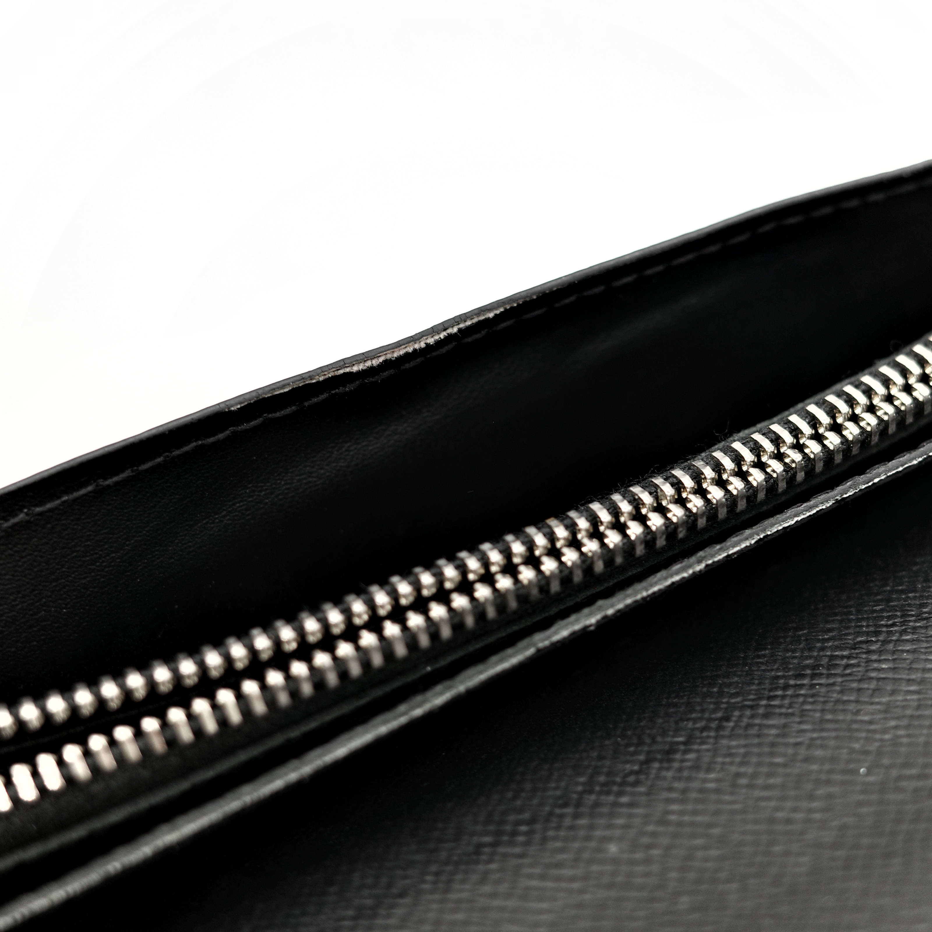 LOUIS VUITTON 路易威登 黑色長夾 水波紋牛皮 多卡位-8