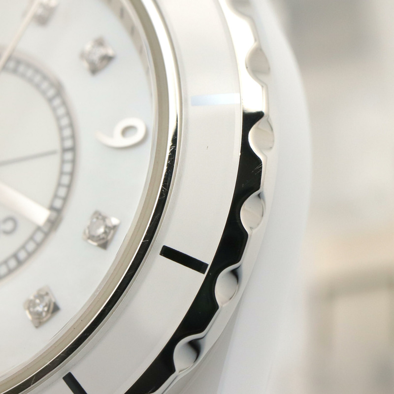 香奈兒 J12 8鑽腕錶，陶瓷錶殼，鑲鑽，女士款，白色錶盤/白色錶殼，H2570-11