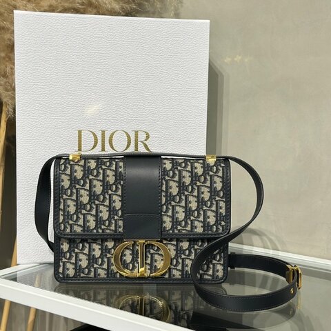 DIOR 30 Montaigne斜背包