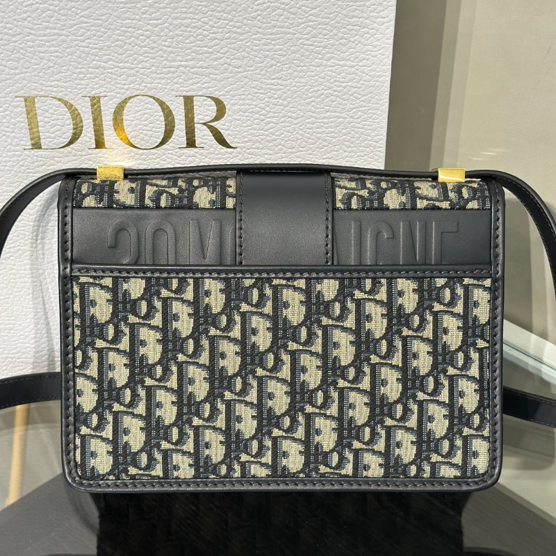 DIOR 30 Montaigne斜背包-4