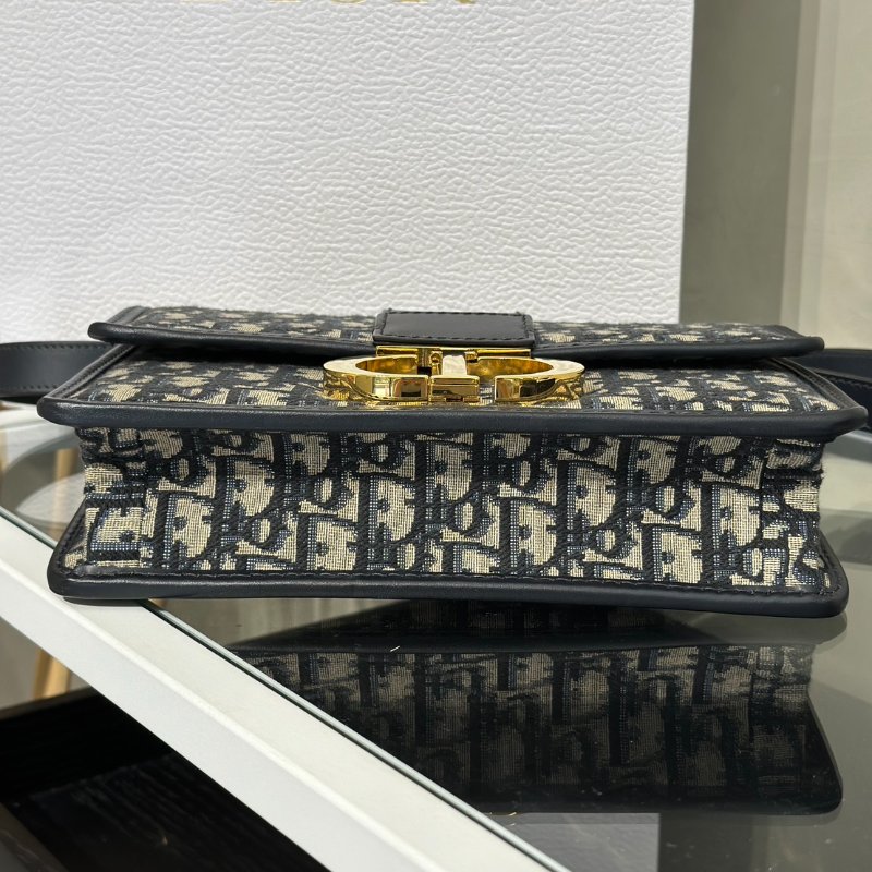 DIOR 30 Montaigne斜背包-5