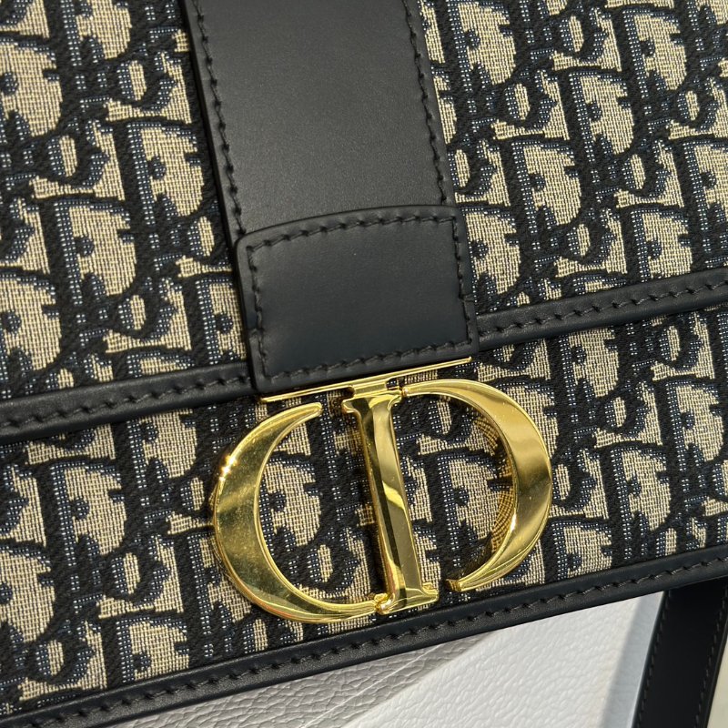 DIOR 30 Montaigne斜背包-6