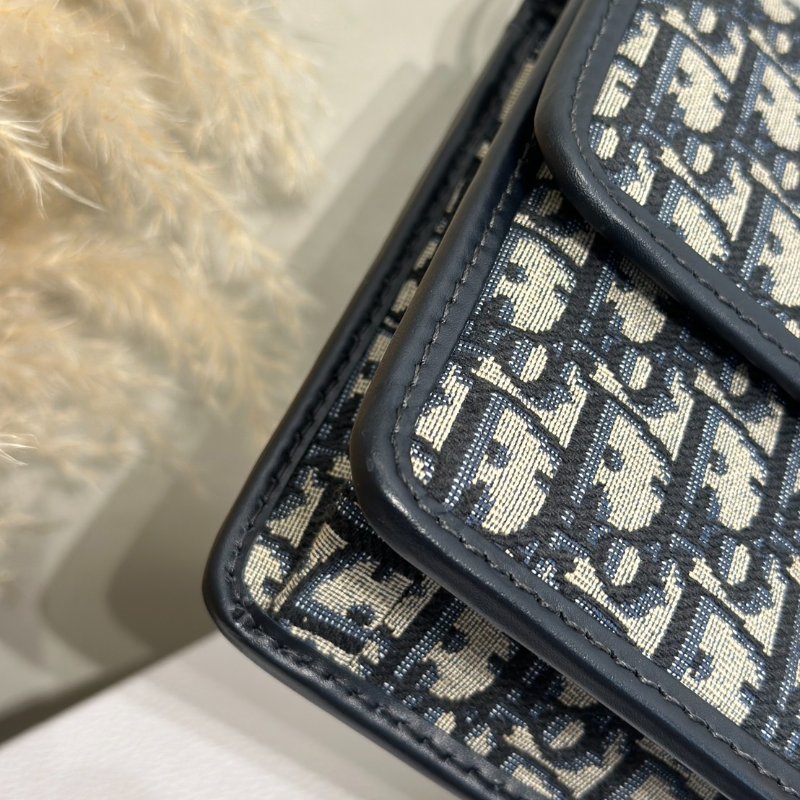 DIOR 30 Montaigne斜背包-9