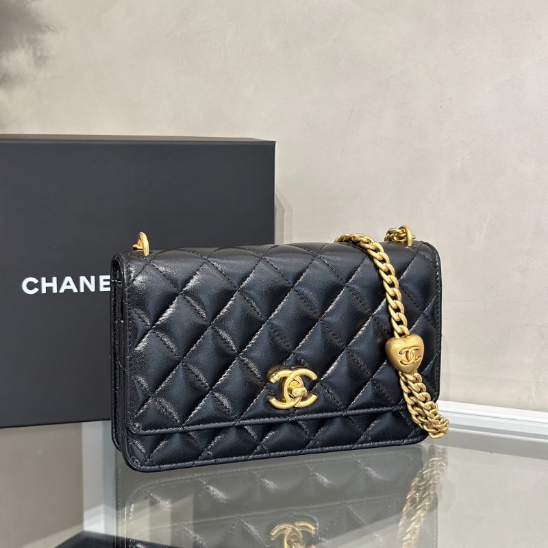 CHANEL 25C愛心調節釦羊皮WOC - 黑金-2