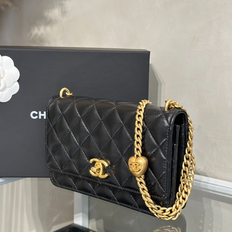 CHANEL 25C愛心調節釦羊皮WOC - 黑金-3