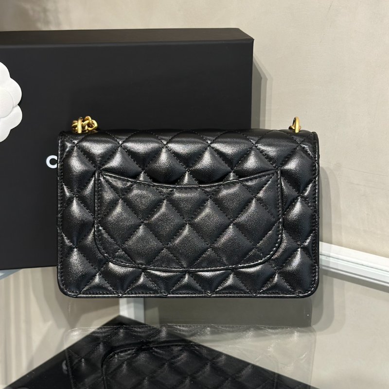 CHANEL 25C愛心調節釦羊皮WOC - 黑金-4