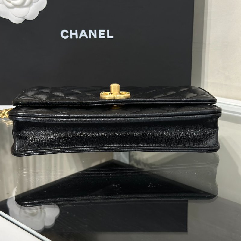 CHANEL 25C愛心調節釦羊皮WOC - 黑金-5