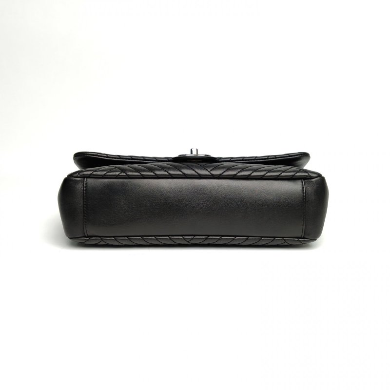 CHANEL CF口蓋包單蓋JUMBO30黑色羊皮21開銀扣肩背包-4