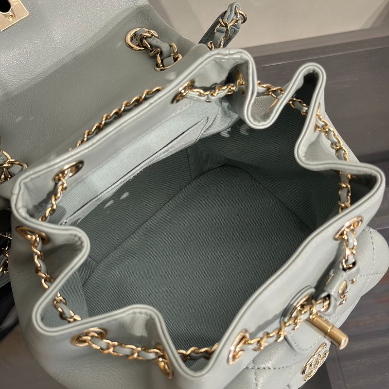 CHANEL Duma小牛皮後背包 - 小號淡綠金-7