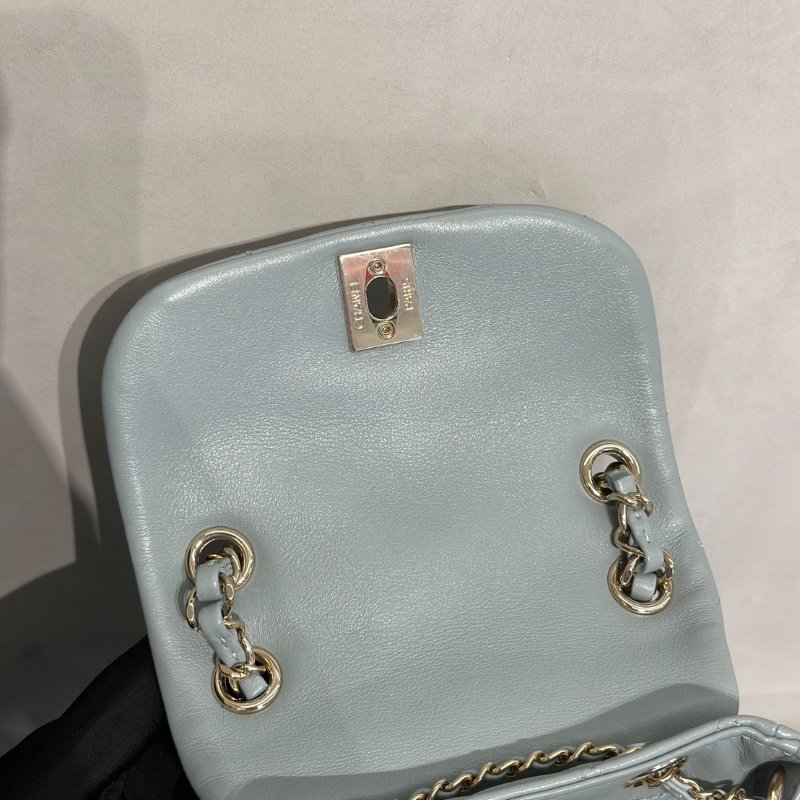 CHANEL Duma小牛皮後背包 - 小號淡綠金-8