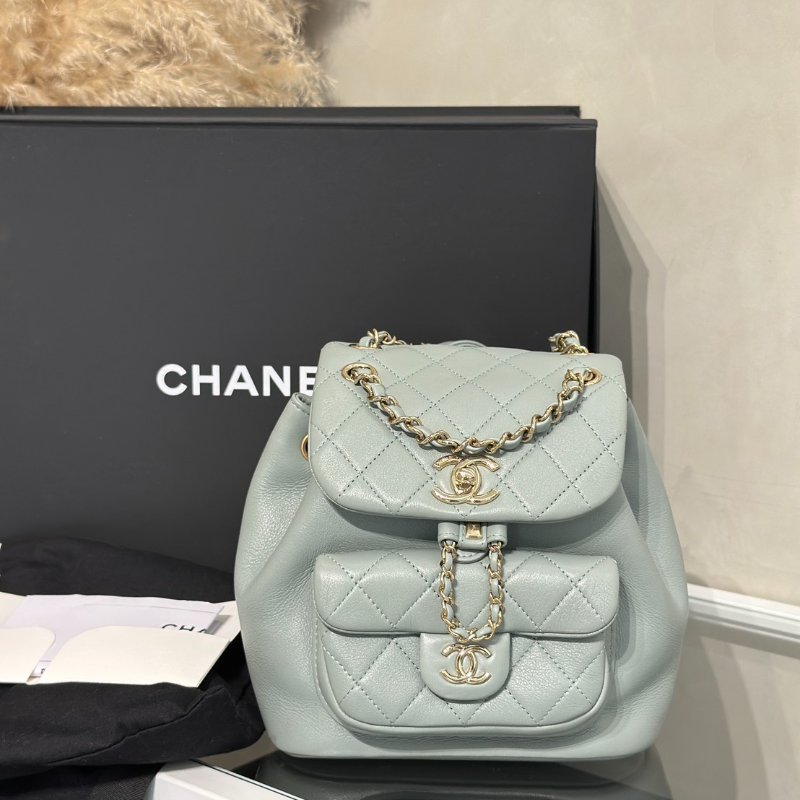 CHANEL Duma小牛皮後背包 - 小號淡綠金-9