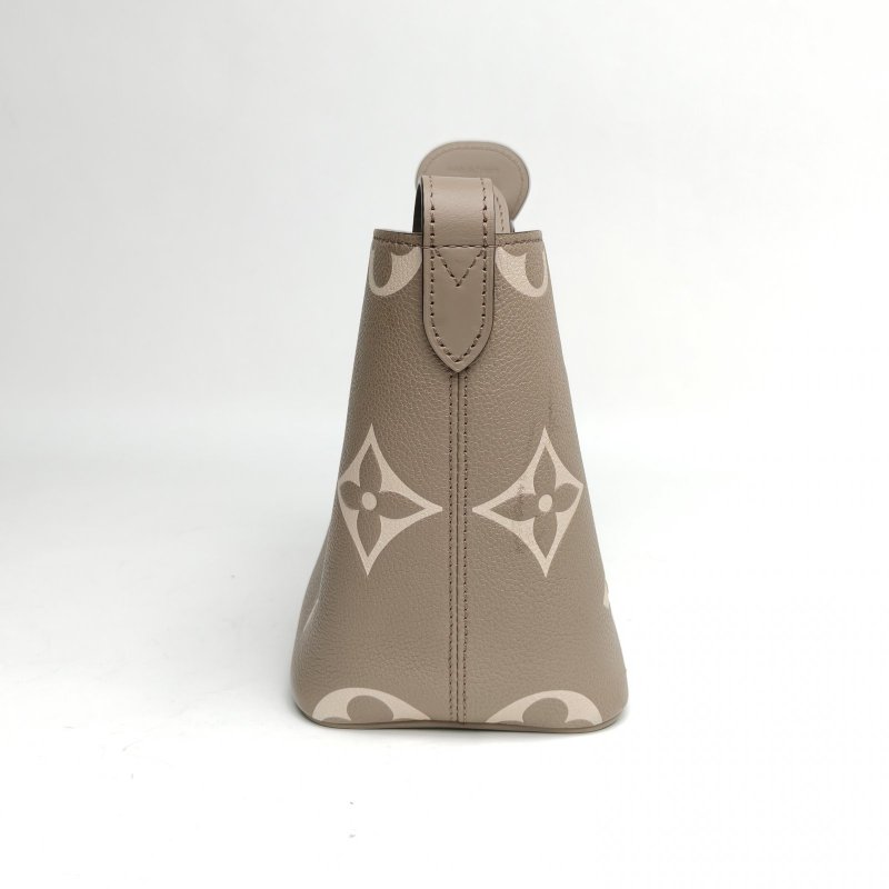 LOUIS VUITTON ALLINBB老花壓紋灰色牛皮金扣晶片肩背包-3