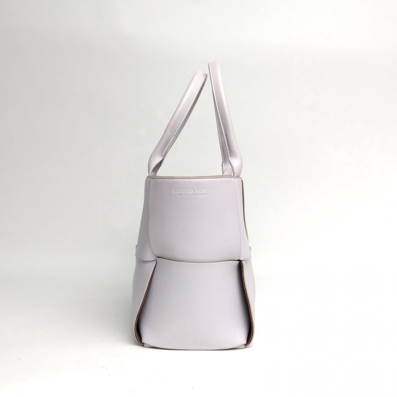 BOTTEGA VENETA ArcoTote小號30香芋色羊皮肩背包-3