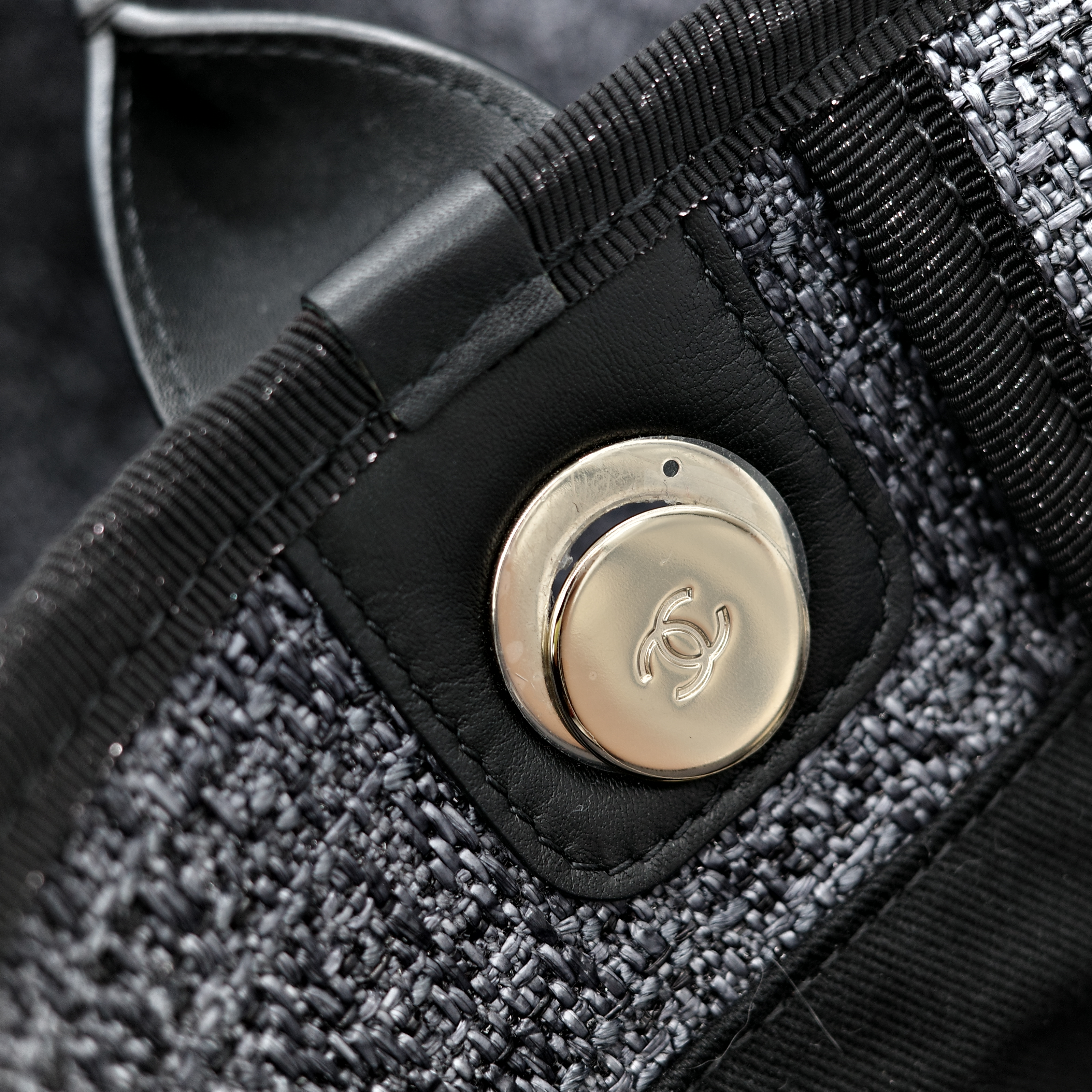 CHANEL 香奈兒 Deauville沙灘包 手提肩背 金鍊 兩用-16