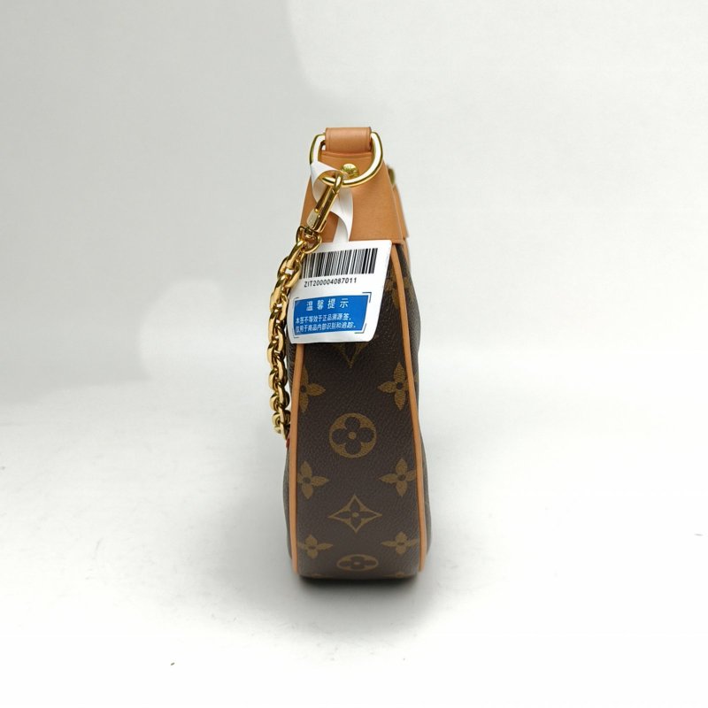 LOUIS VUITTON Loop豌豆包老花PVC金扣晶片肩背包-1