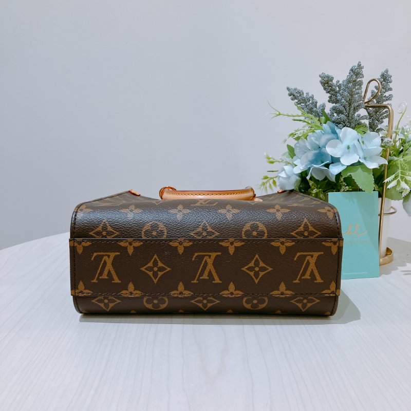 TK2030	路易威登 手提/斜孭包  Louis Vuitton Sac Plat BB Monogam Canvas-6