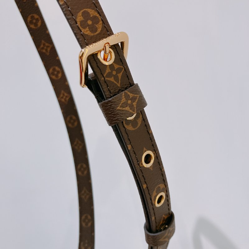 TK2030	路易威登 手提/斜孭包  Louis Vuitton Sac Plat BB Monogam Canvas-18