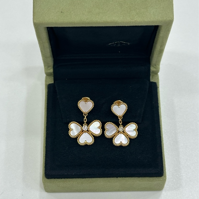 VCA/梵克雅寶 玫瑰金白貝母鑲鑽四葉草耳環 配件有包裝盒 17年-1