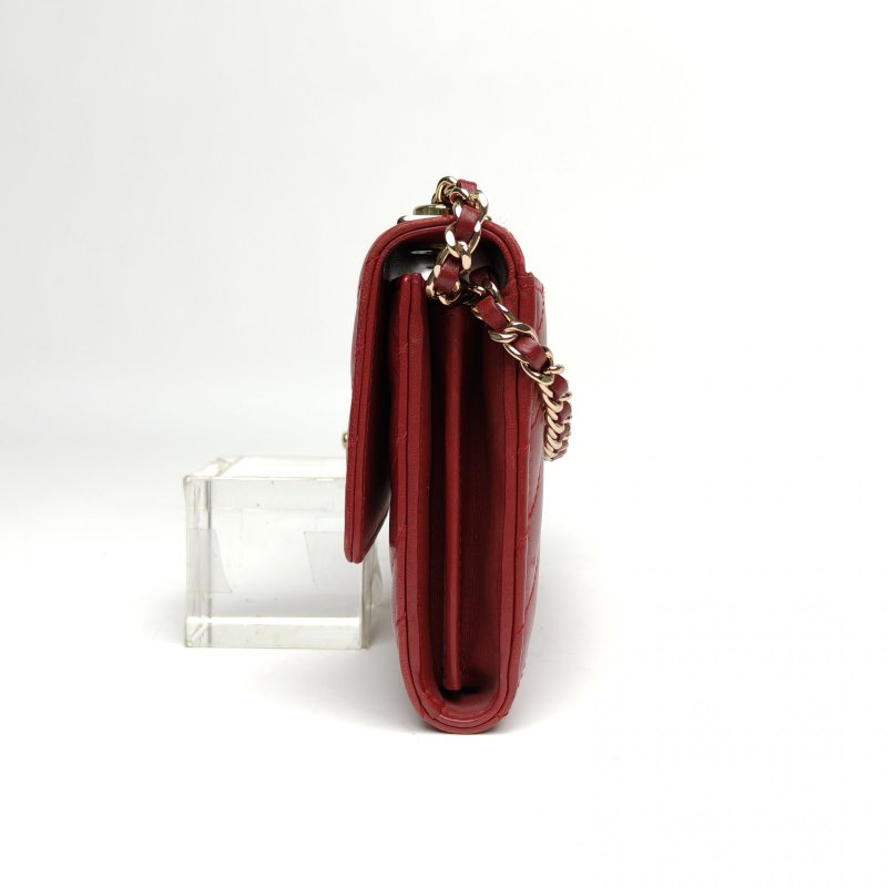 CHANEL TrendyCCWOC19紅色羊皮25開金扣肩背包-1