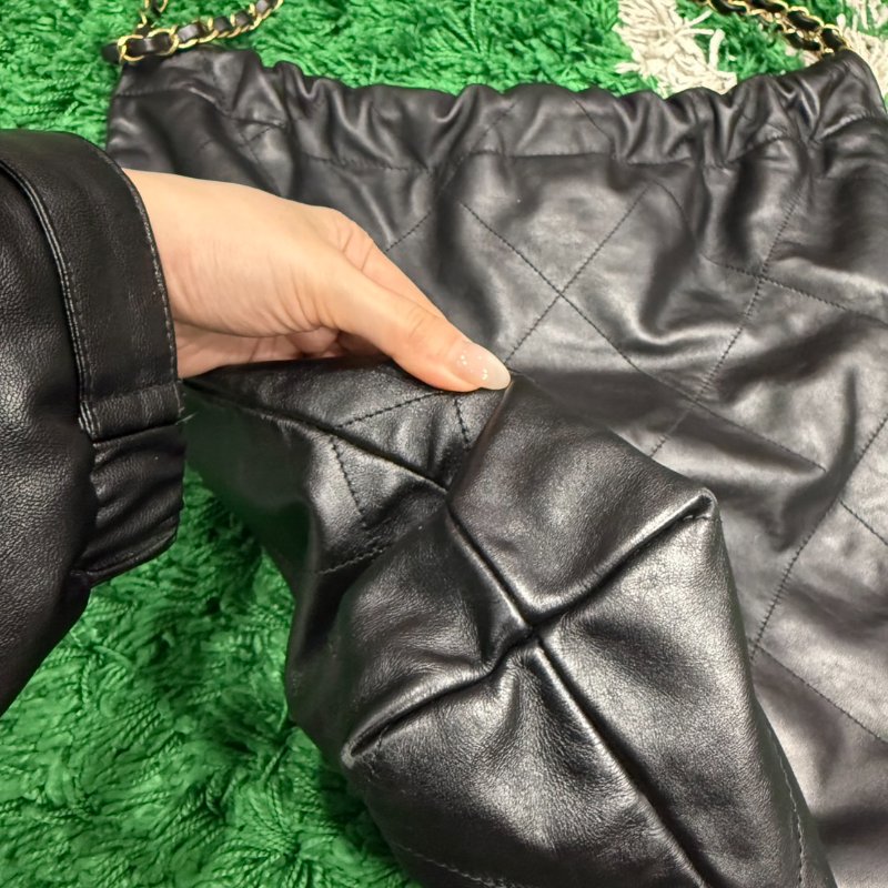 chanel 22 bag 黑金-8