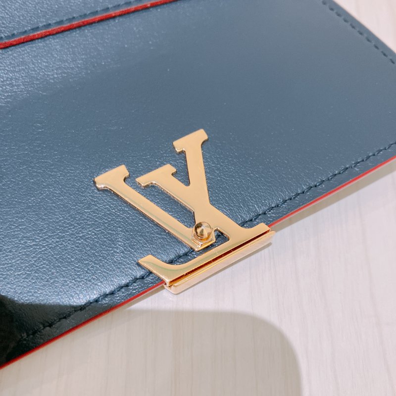 TK2032	路易威登 錢包 Louis Vuitton Taurillon Capucines Compact Wallet Navy-16