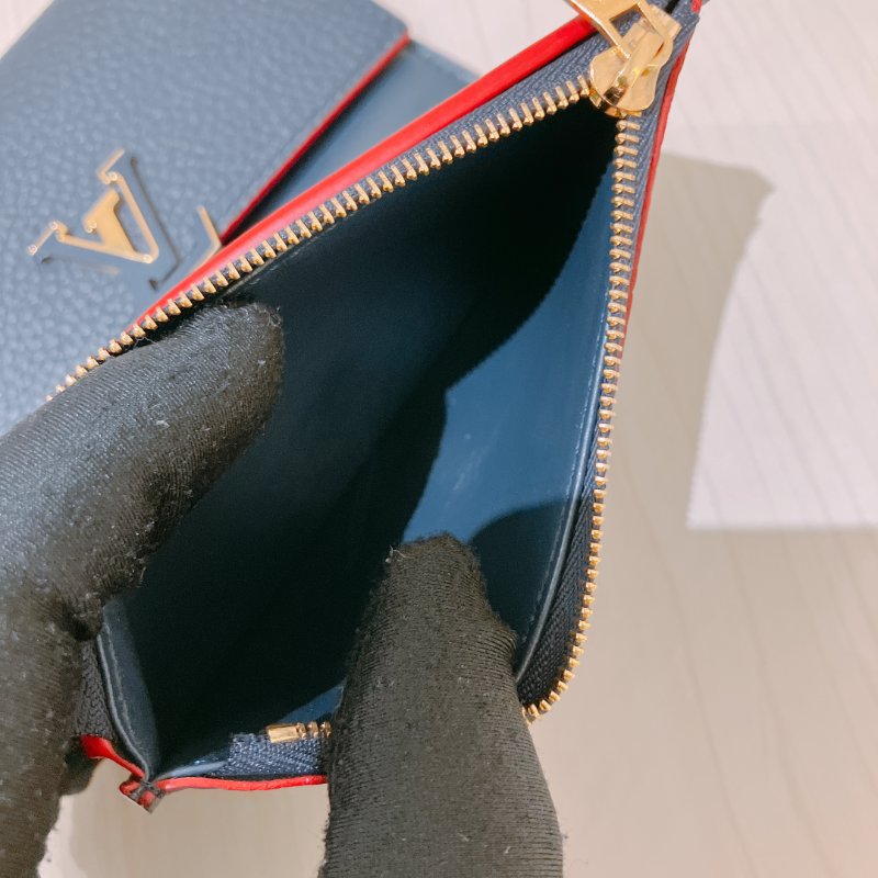 TK2032	路易威登 錢包 Louis Vuitton Taurillon Capucines Compact Wallet Navy-17
