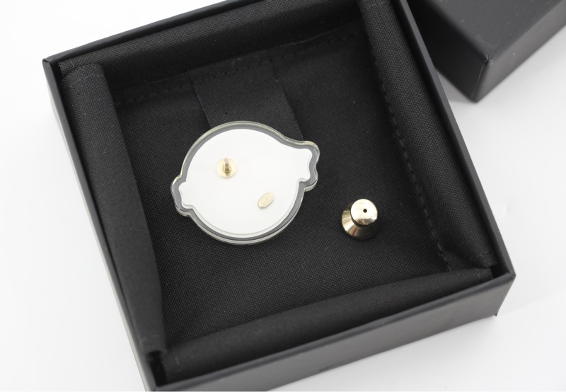 Chanel D24C 亞加力春夏度假系列地球儀胸針-1