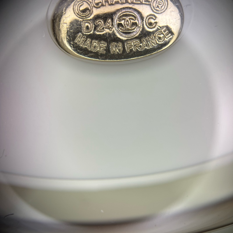 Chanel D24C 亞加力春夏度假系列地球儀胸針-12