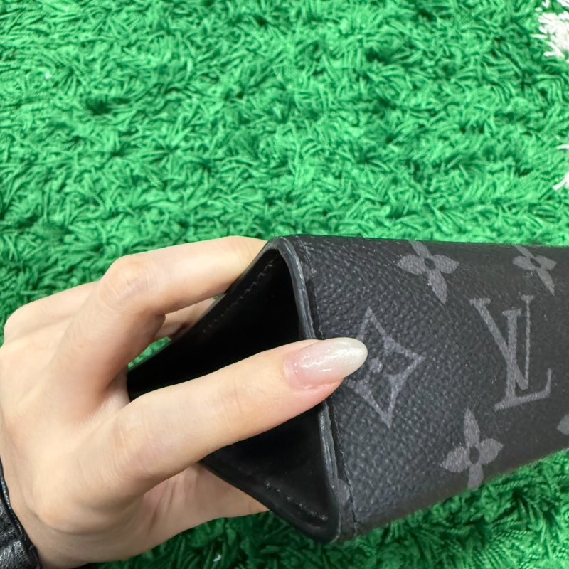 Louis Vuitton Pochette Voyage MM-9