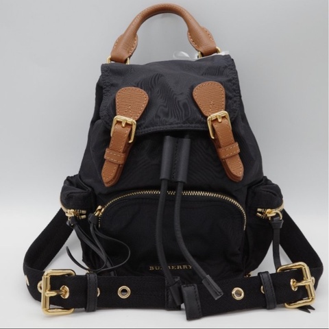 Burberry小後背包