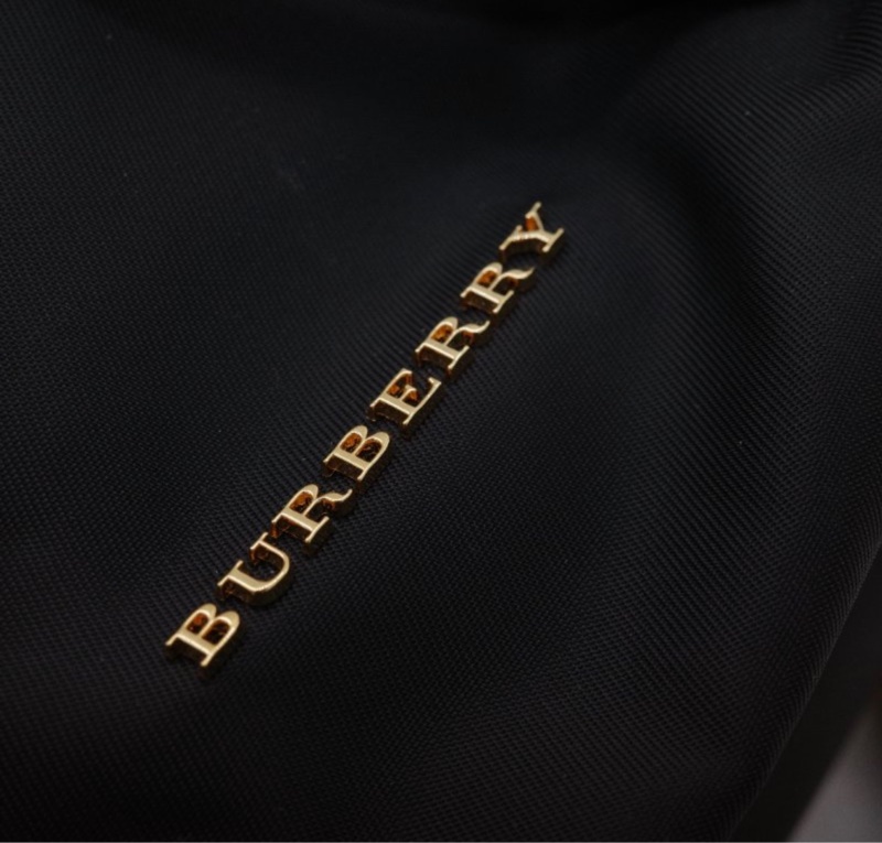 Burberry小後背包-5