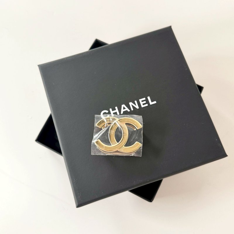 CHANEL 金色CC 絲巾扣 包扣 包掛 褲子掛件  腰帶扣 鞋子掛件 萬用配件 AAC060-6