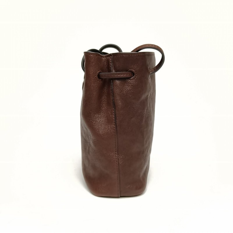 MIU MIU 烏木色羊皮Nappa迷你抽繩水桶包肩背包-1